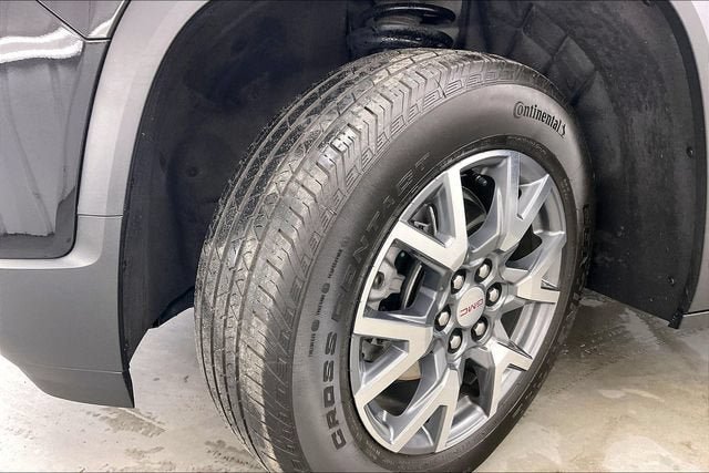 Certified 2023 GMC Acadia SLT w/ Trailering Package AWD/4WD image 32
