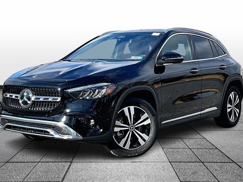 Certified 2025 Mercedes-Benz GLA 250 4MATIC image 4