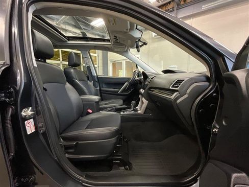 Used 2018 Subaru Forester 2.5i Premium image 25