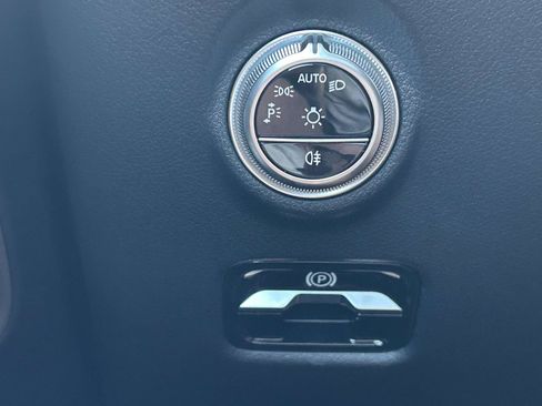 Certified 2024 Mercedes-Benz CLE 300 4MATIC Coupe image 24
