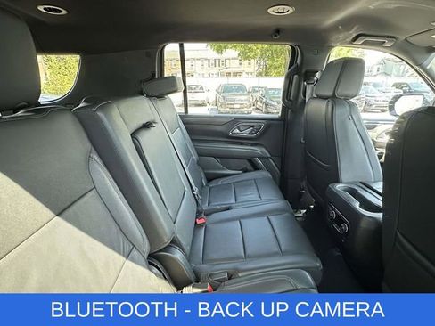 Used 2024 Chevrolet Suburban LT AWD/4WD image 3