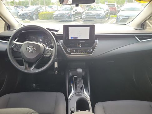 Used 2023 Toyota Corolla LE FWD image 16