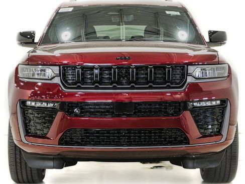 New 2026 Jeep Grand Cherokee L Limited AWD/4WD image 2