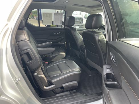 Used 2018 Chevrolet Traverse Premier w/ LPO, 'HIT The Road' Package AWD/4WD image 32