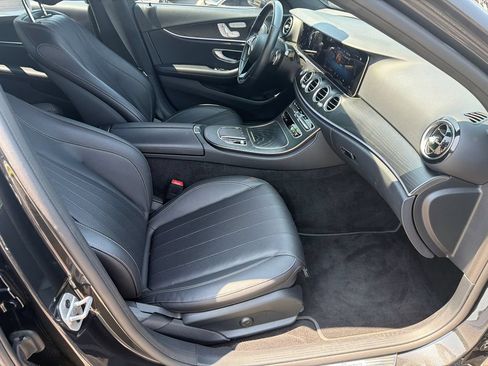 Used 2022 Mercedes-Benz E 350 Sedan image 15