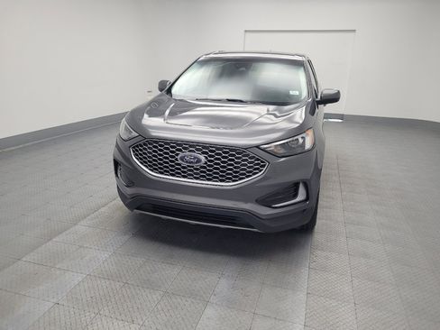 Used 2023 Ford Edge SEL image 15