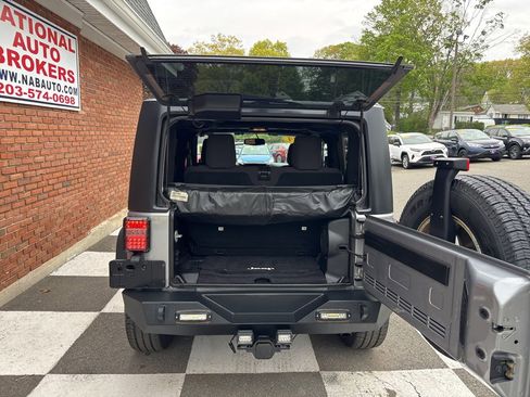 Used 2014 Jeep Wrangler Sport w/ Quick Order Package 24S AWD/4WD image 35