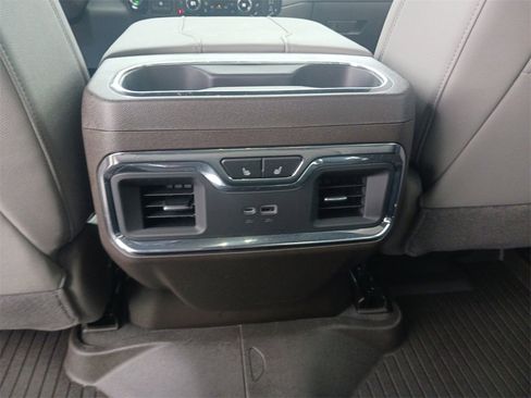 Used 2025 Chevrolet Silverado 1500 LTZ w/ LTZ Premium Package image 24