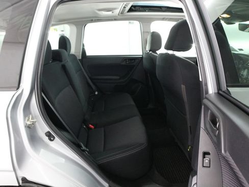 Used 2018 Subaru Forester 2.5i Premium AWD/4WD image 40