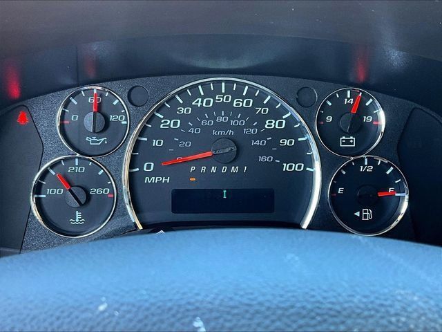 New 2026 Chevrolet Express 2500 RWD image 12