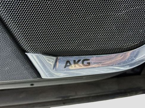 Used 2021 Cadillac Escalade Sport Platinum w/ Heavy-Duty Trailer Package image 22