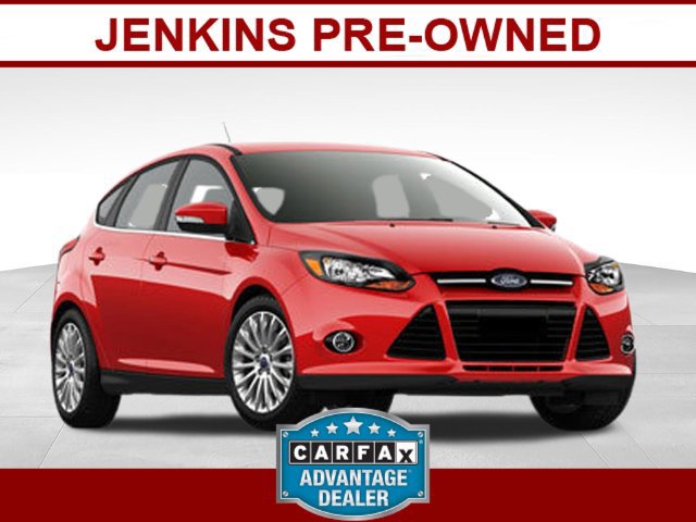 Used 2012 Ford Focus Titanium FWD image 1