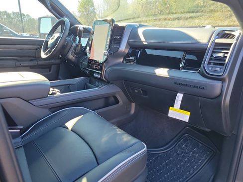 New 2026 RAM 2500 Limited image 40