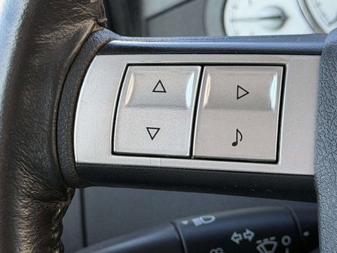 Used 2006 Chrysler 300 C image 34