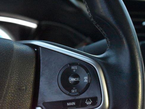 Used 2017 Honda Civic Touring image 19