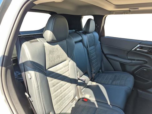 New 2026 Mitsubishi Outlander AWD image 31