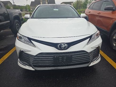 Used 2024 Toyota Camry XLE w/ Cold Weather Package AWD/4WD image 2