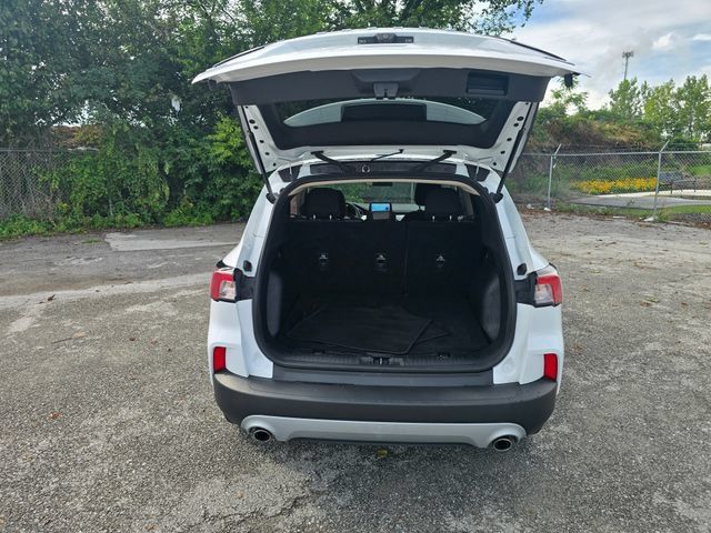 Used 2020 Ford Escape SE FWD image 14