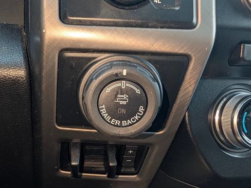 Used 2018 Ford F150 Limited image 23