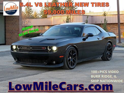 Used 2015 Dodge Challenger R/T Scat Pack w/ Leather Interior Group image 2