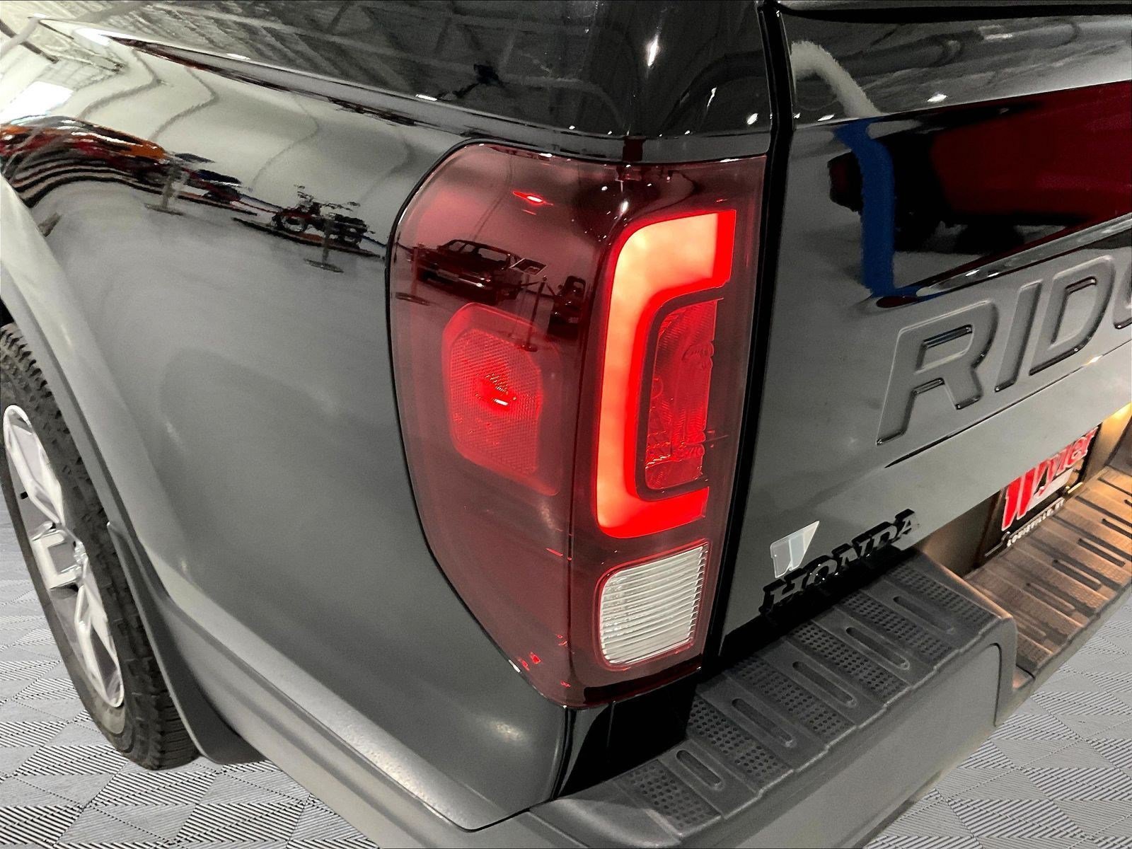 Certified 2024 Honda Ridgeline RTL image 23