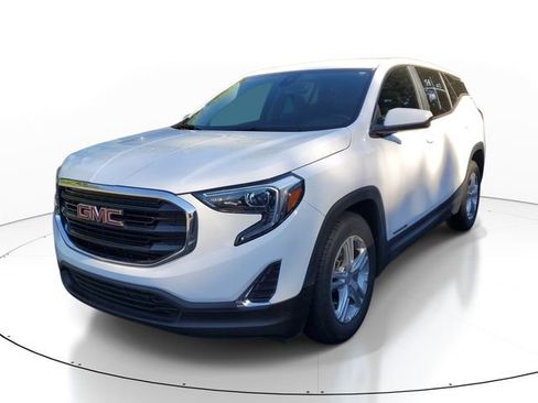 Used 2021 GMC Terrain SLE FWD image 3