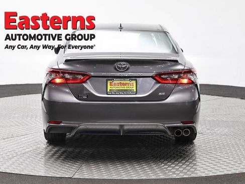 Used 2023 Toyota Camry SE FWD image 6
