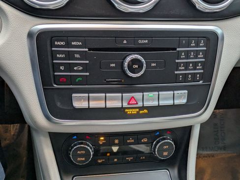 Used 2019 Mercedes-Benz GLA 250 image 23