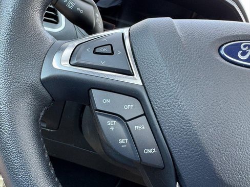 Used 2024 Ford Edge SEL w/ Convenience Package AWD/4WD image 16