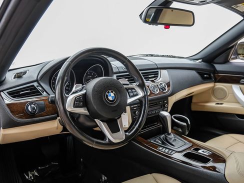 Used 2011 BMW Z4 sDrive30i w/ Premium Pkg RWD image 3