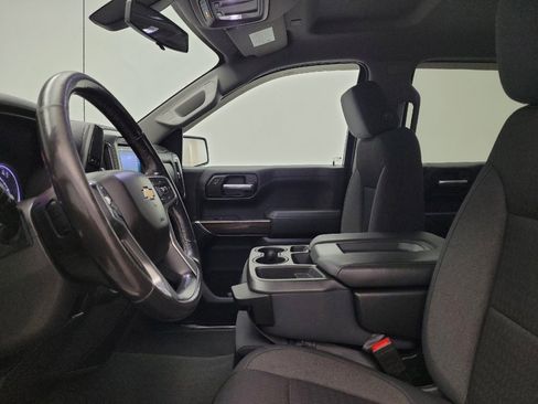 Used 2019 Chevrolet Silverado 1500 LT w/ All-Star Edition image 17