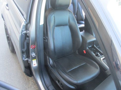 Used 2018 Land Rover Discovery Sport HSE image 61