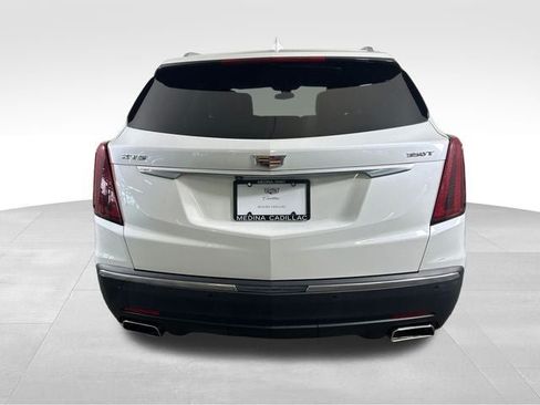 Certified 2024 Cadillac XT5 Luxury w/ LPO, Floor Liner Package FWD image 5