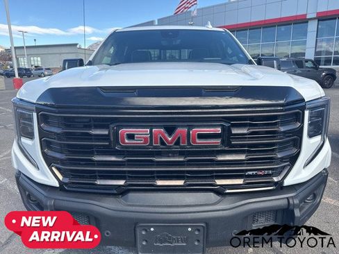 Used 2023 GMC Sierra 1500 AT4X AWD/4WD image 2