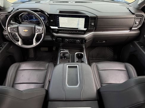 Used 2022 Chevrolet Silverado 1500 LTZ image 11