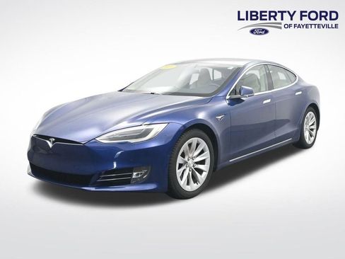 Used 2019 Tesla Model S Standard Range AWD/4WD image 1