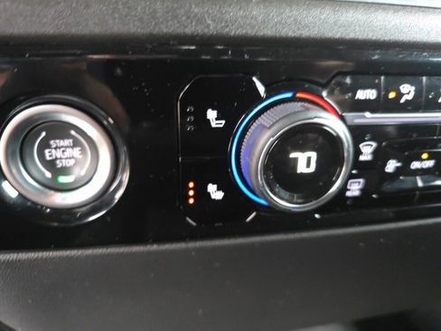 Used 2023 Chevrolet Silverado 1500 LT image 31