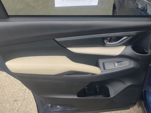 Used 2019 Subaru Ascent Premium AWD/4WD image 16