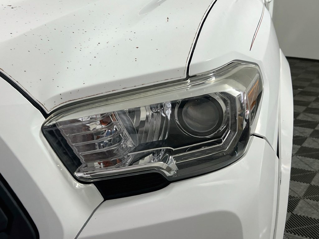 Used 2020 Toyota Tacoma TRD Sport RWD image 11
