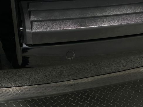 Used 2018 GMC Yukon SLT w/ Open Road Package image 14