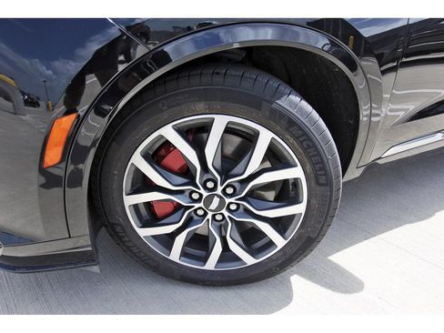 Used 2024 Cadillac XT6 Sport AWD/4WD image 31