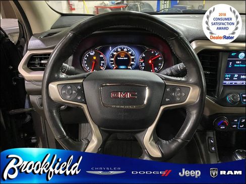 Used 2017 GMC Acadia Denali w/ Technology Package AWD/4WD image 28