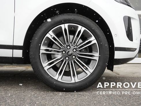 Used 2026 Land Rover Range Rover Evoque S AWD/4WD image 35
