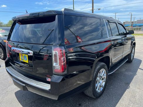 Used 2016 GMC Yukon XL Denali w/ Open Road Package AWD/4WD image 5