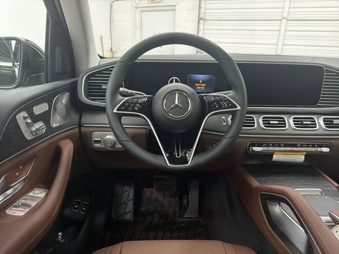 New 2026 Mercedes-Benz GLE 450e 4MATIC image 21
