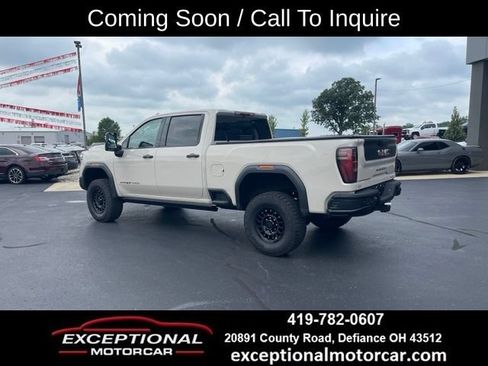 Used 2026 GMC Sierra 2500 AT4X w/ AT4X AEV Edition AWD/4WD image 4