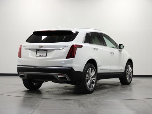Used 2023 Cadillac XT5 Premium Luxury image 4
