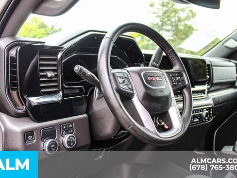 Used 2025 GMC Sierra 1500 SLT RWD image 21