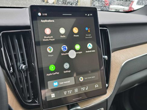 New 2026 Volvo XC60 B5 Plus w/ Climate Package image 31