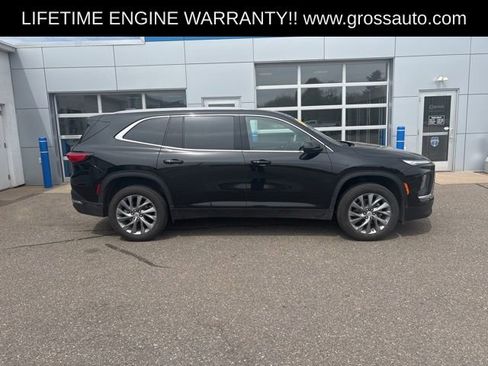 Used 2025 Buick Enclave Preferred AWD/4WD image 8